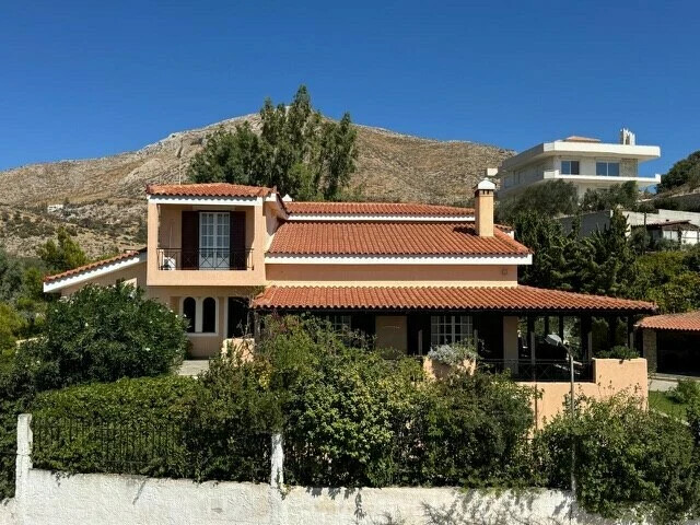 5 bedroom Villa in Kalivia Thorikou, Rest Of Attica, Greece – 60523