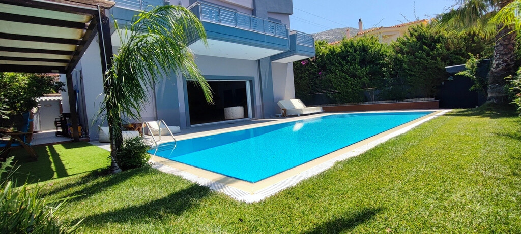 3 bedroom Villa in Kalivia Thorikou, Rest Of Attica, Greece – 60468