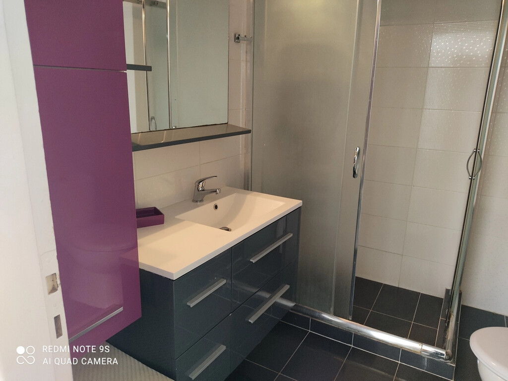 2 bedroom Flat in Piraiki – Chatzikyriakio, Piraeus, Greece – 59869