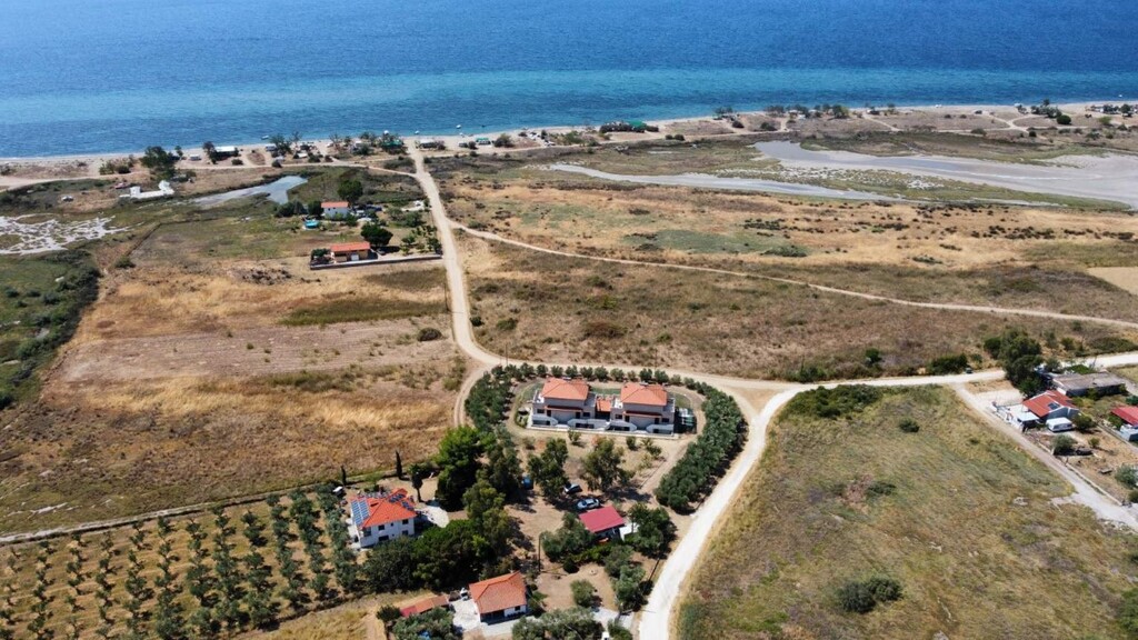 Complex in Poligiros, Chalkidiki, Greece – 59837