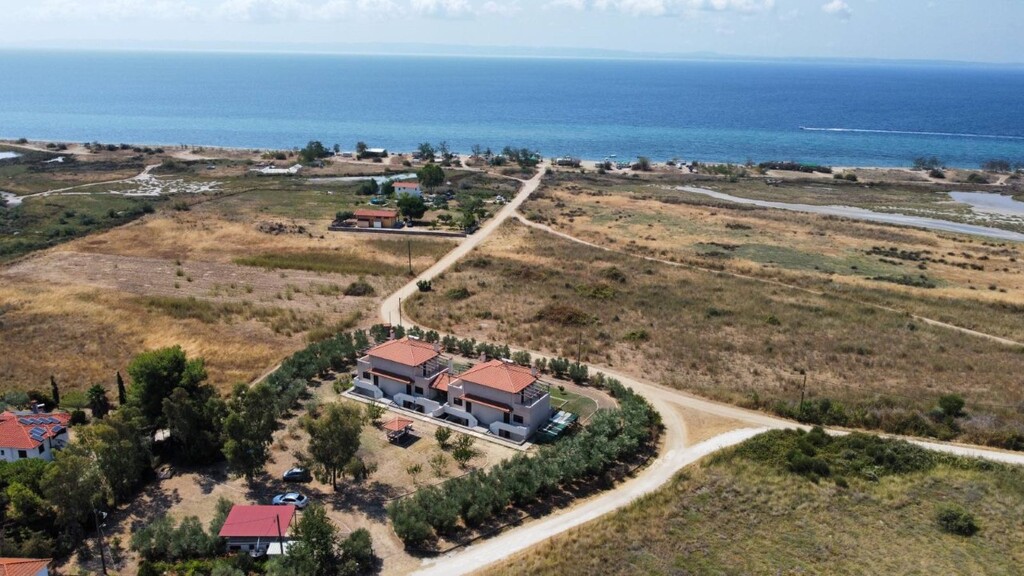 Complex in Poligiros, Chalkidiki, Greece – 59837