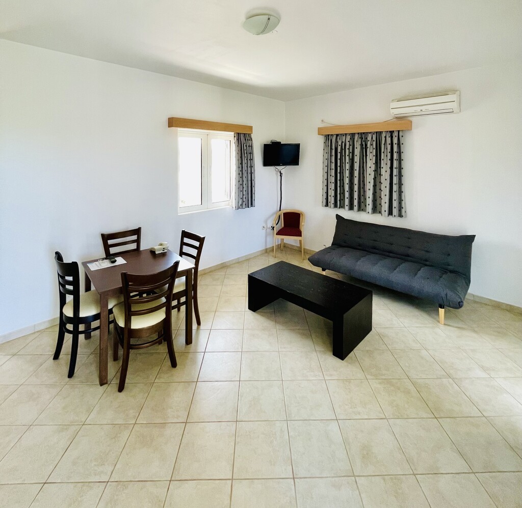 Hotel in Filiatra, Messinia, Greece – 59289