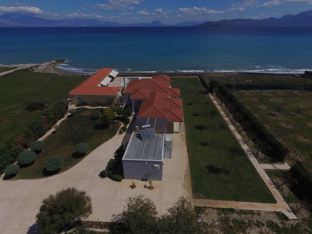 5 bedroom Villa in Sikiona, Corinthia, Greece – 59167