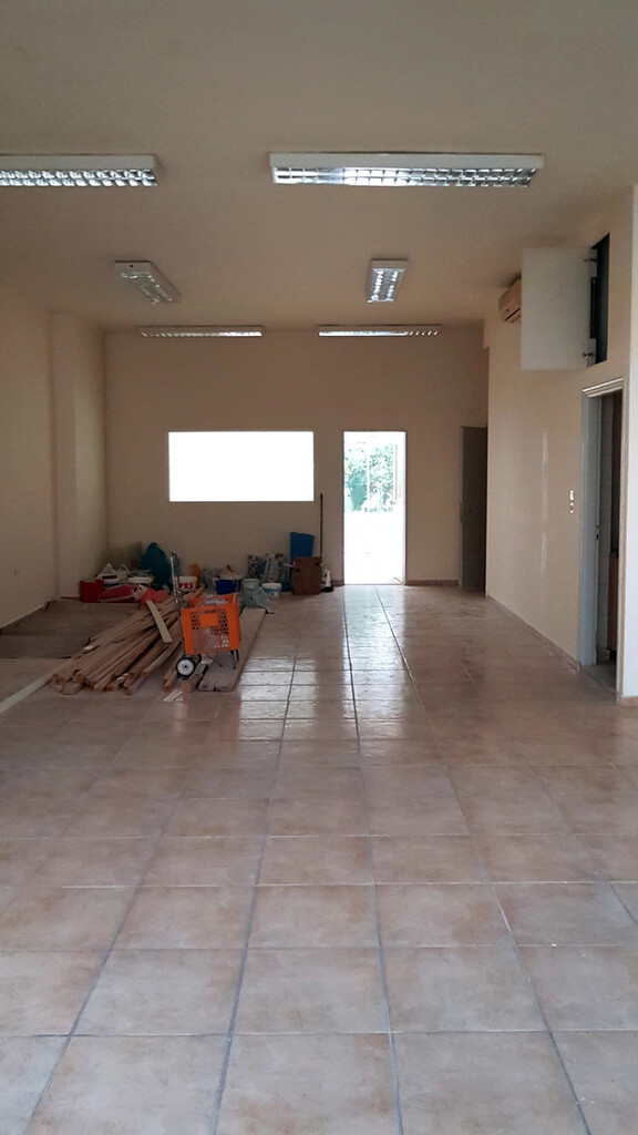 Building in Drapetsona, Piraeus Suburbs, Greece – 58993