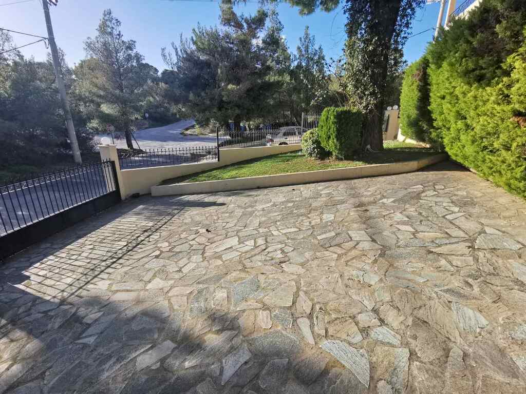 4 bedroom Detached house in Pikermi, Rest Of Attica, Greece – 58432