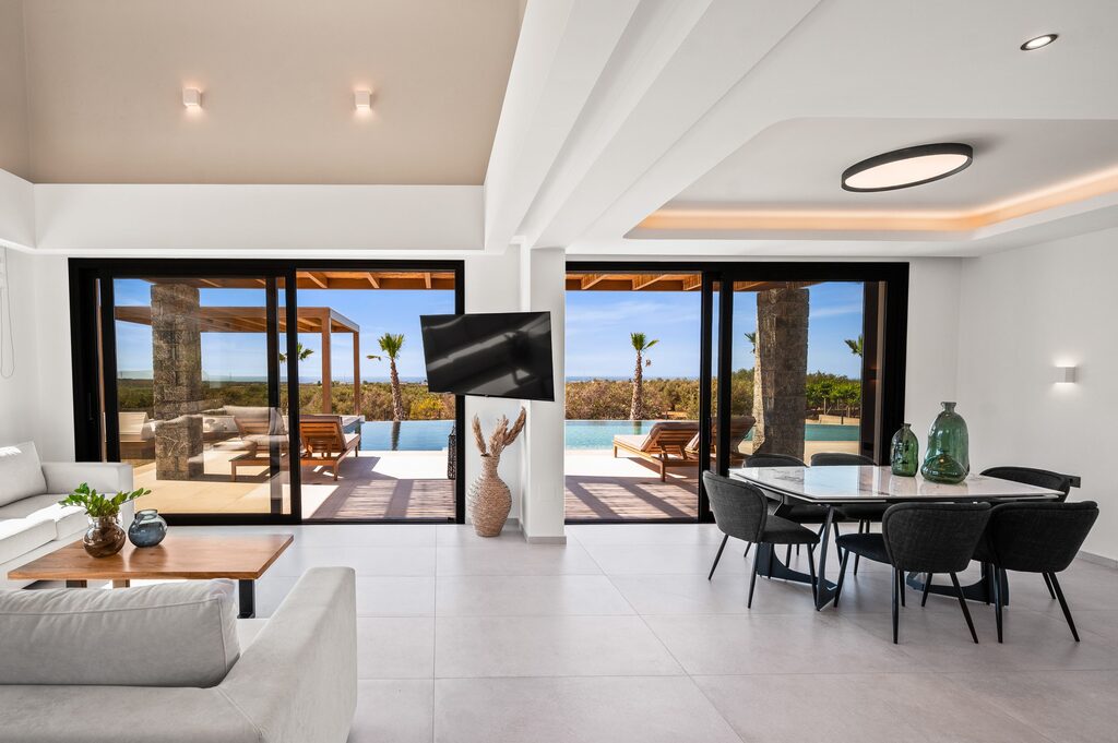 4 bedroom Villa in Chersonisos, Heraklion Prefecture, Greece – 58113