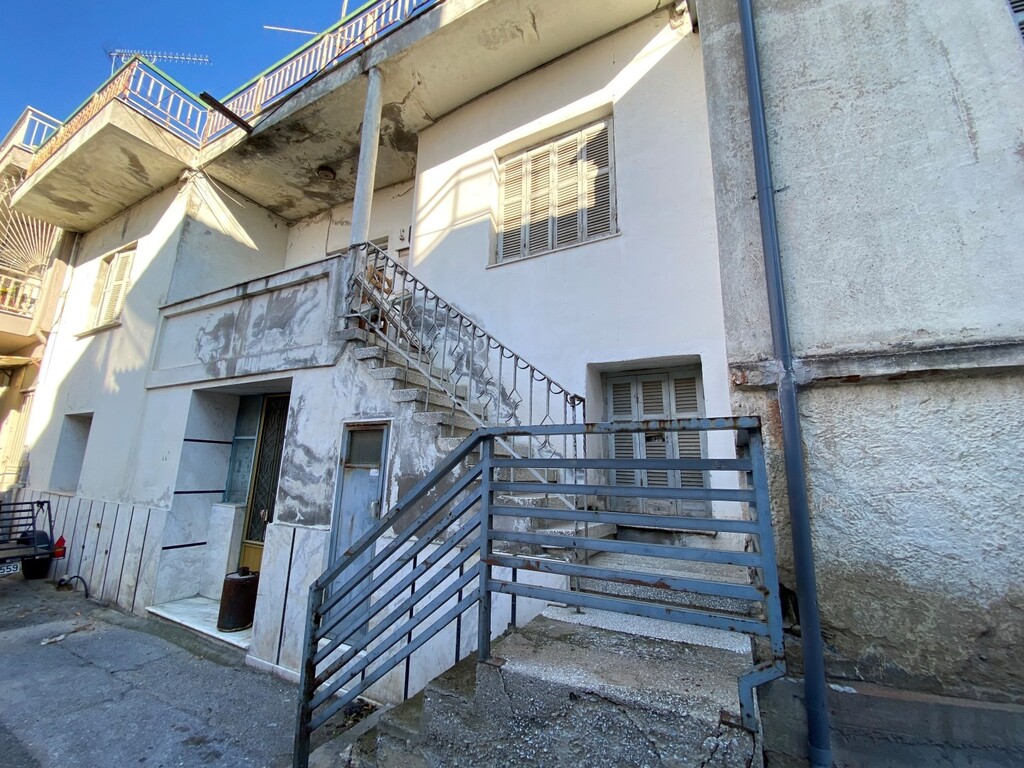 4 bedroom Building in Ano Poli, Thessaloniki – Municipality, Greece – 57506