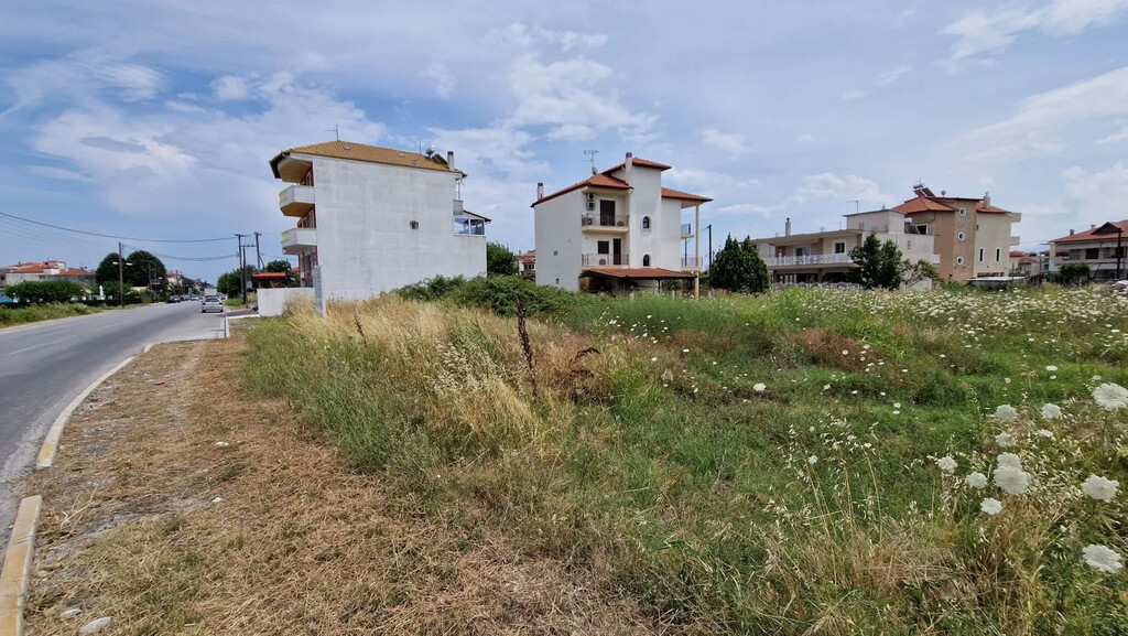 Land in Katerini, Pieria Prefecture, Greece – 57430