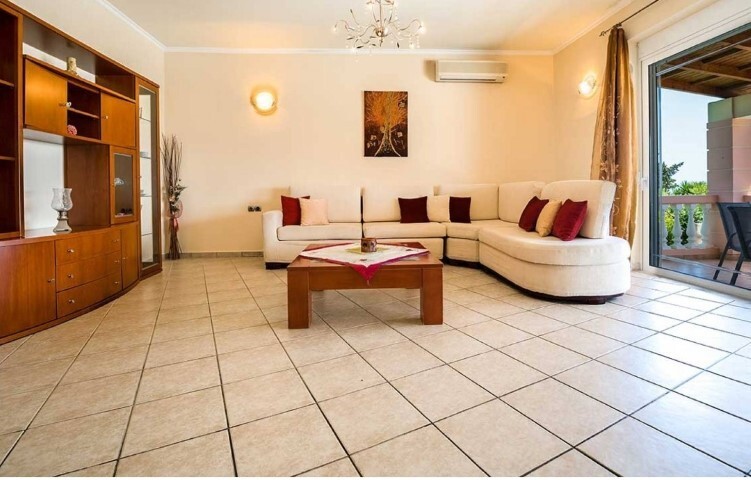Villa in Akrotiri, Chania Prefecture, Greece – 57386