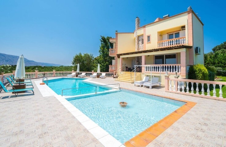 Villa in Akrotiri, Chania Prefecture, Greece – 57386