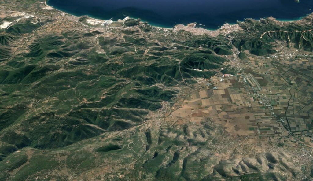 Land in Filippoi, Kavala Prefecture, Greece – 57044