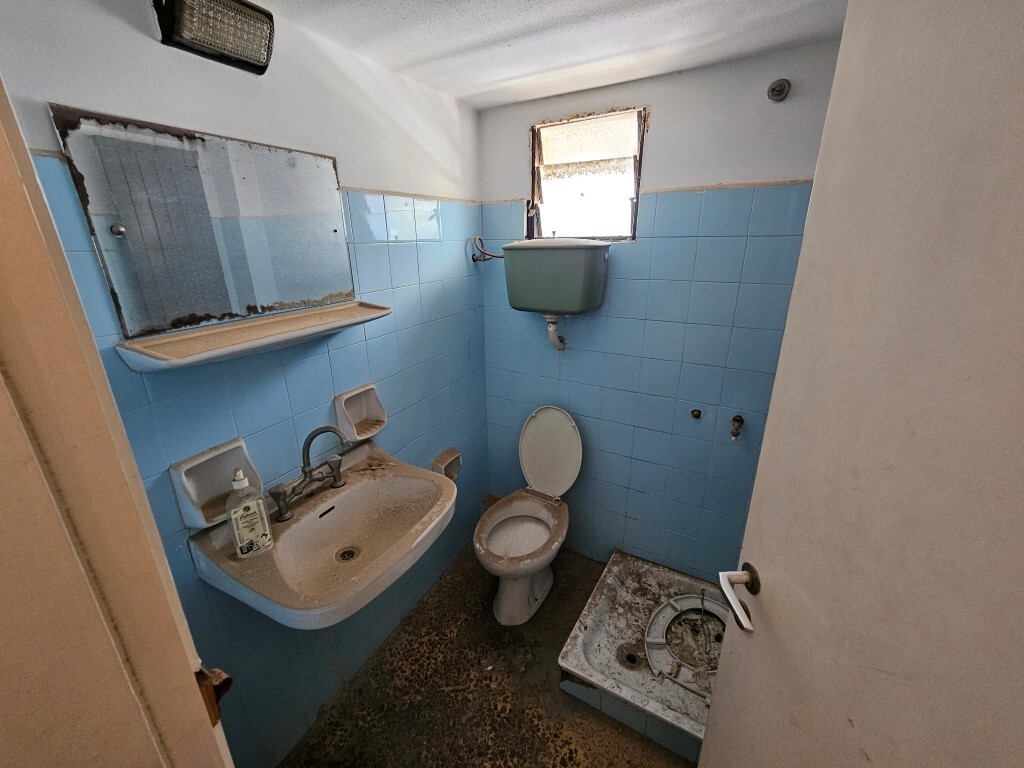 Business in Ierapetra, Lasithi Prefecture, Greece – 56895