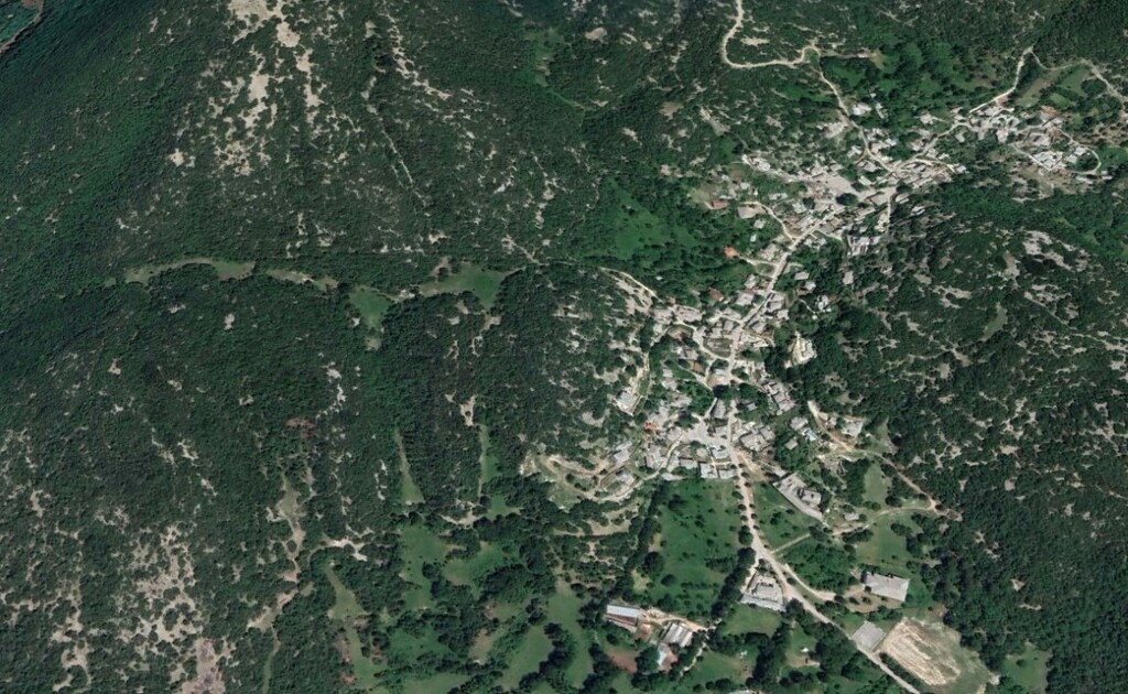 Land in Kentriko Zagori, Ioannina Prefecture, Greece – 56593