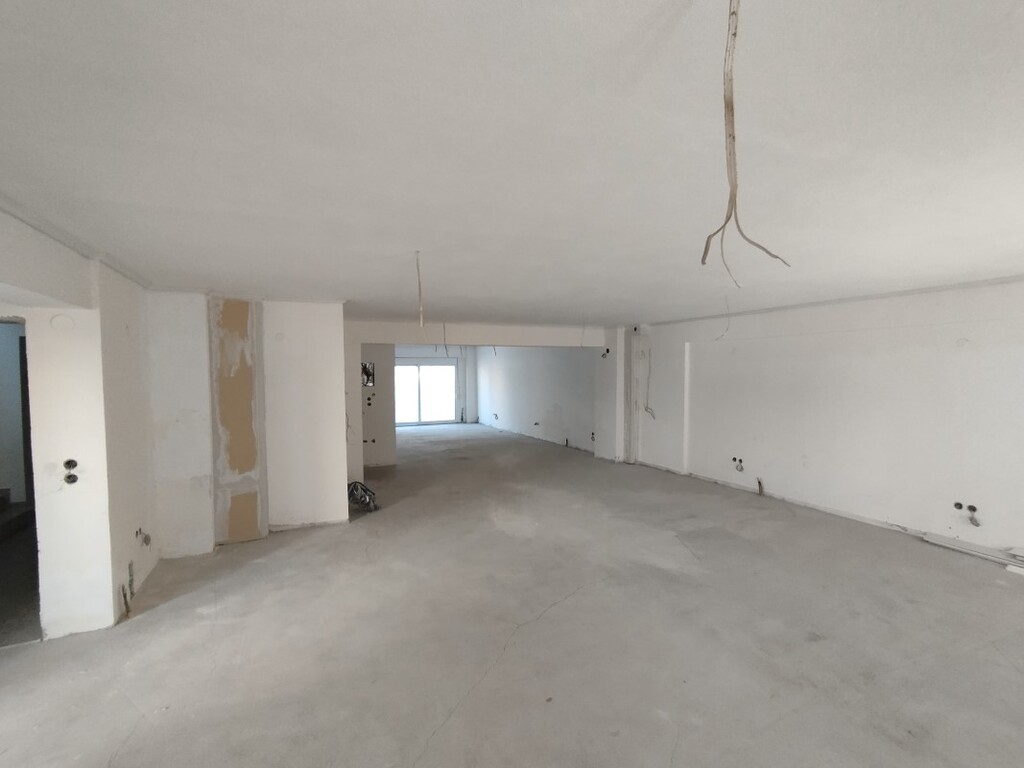 Building in Kalamaria, Thessaloniki – Suburbs, Greece – 56577