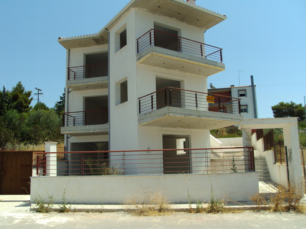4 bedroom Maisonette in Nea Artaki, Evia, Greece – 56400