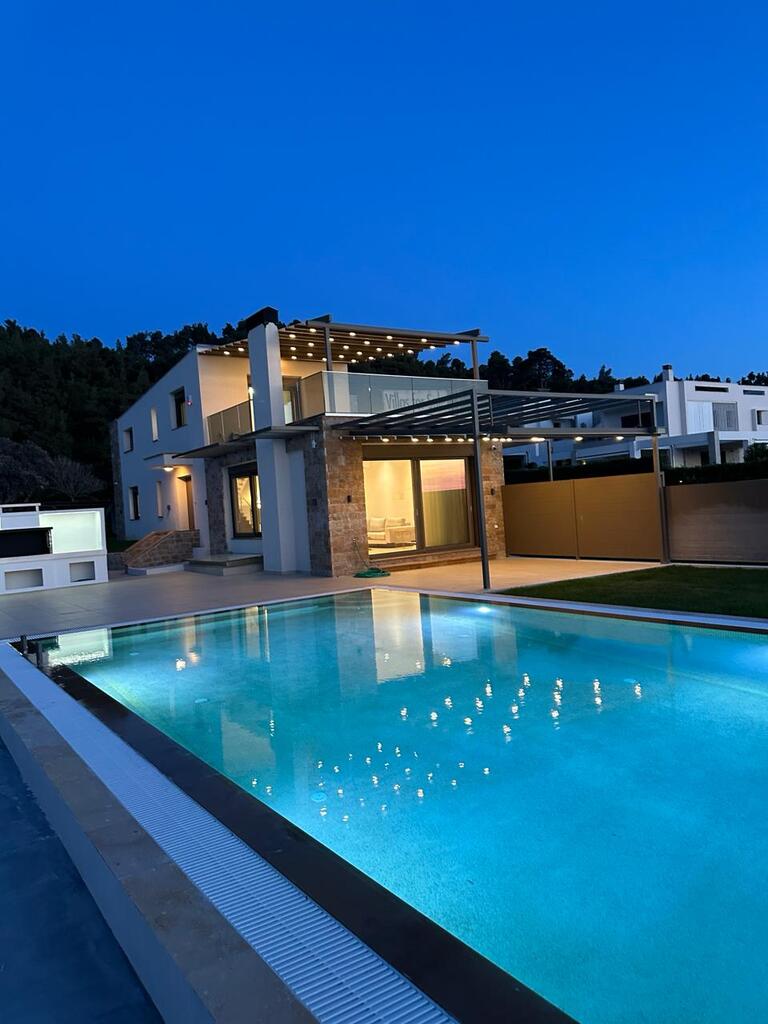 4 bedroom Villa in Kassandra, Chalkidiki, Greece – 56260