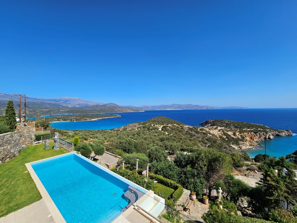 4 bedroom Villa in Agios Nikolaos, Lasithi Prefecture, Greece – 56150