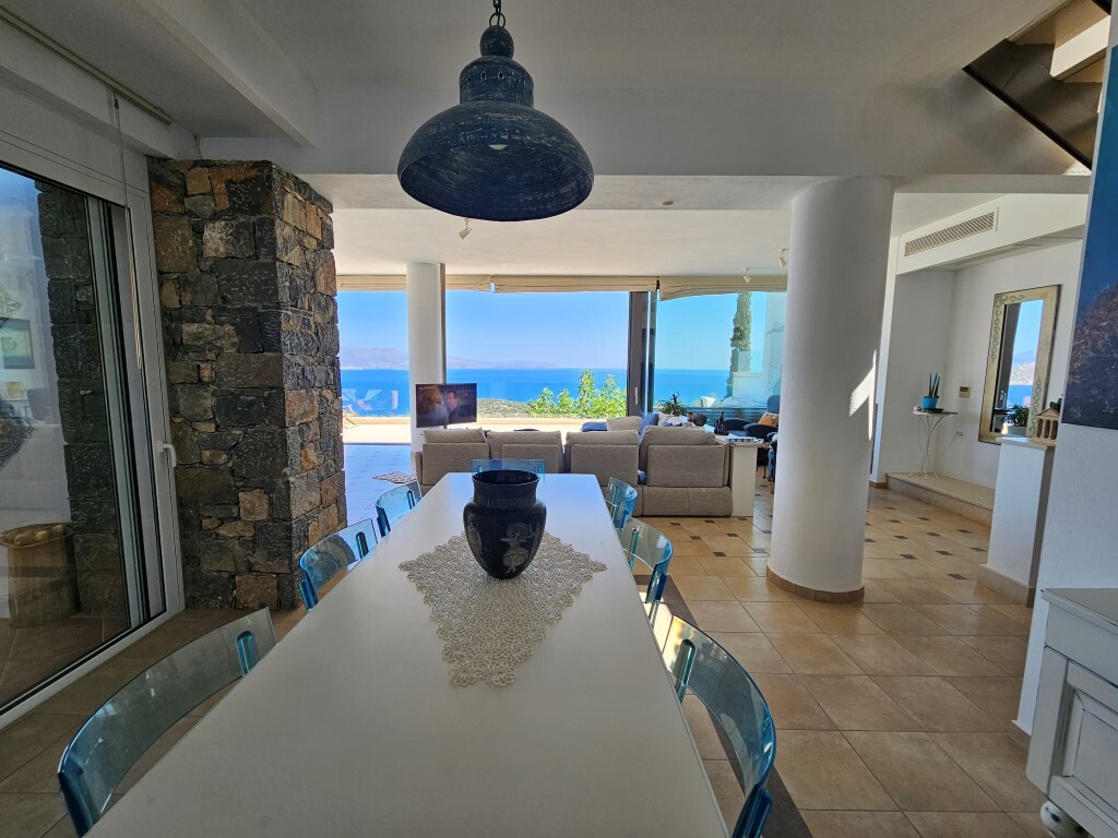4 bedroom Villa in Agios Nikolaos, Lasithi Prefecture, Greece – 56150