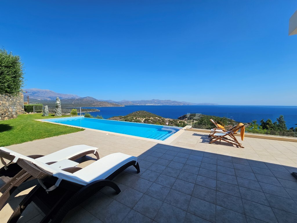 4 bedroom Villa in Agios Nikolaos, Lasithi Prefecture, Greece – 56150