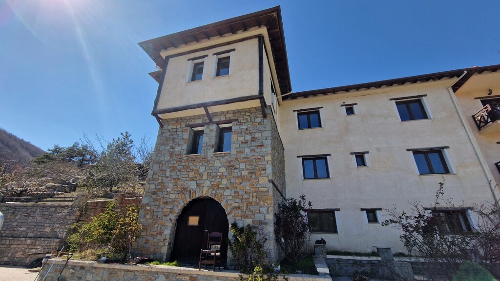 Hotel in Theodoros Ziakas, Grevena, Greece – 55989