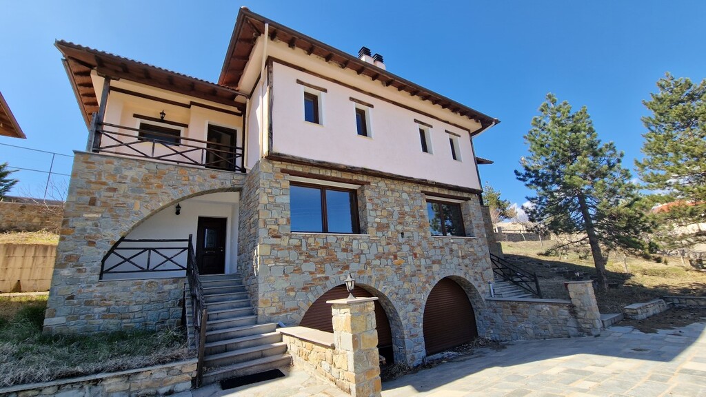 Hotel in Theodoros Ziakas, Grevena, Greece – 55989