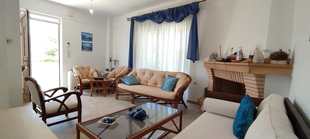 3 bedroom Maisonette in Xilokastro, Corinthia, Greece – 54852