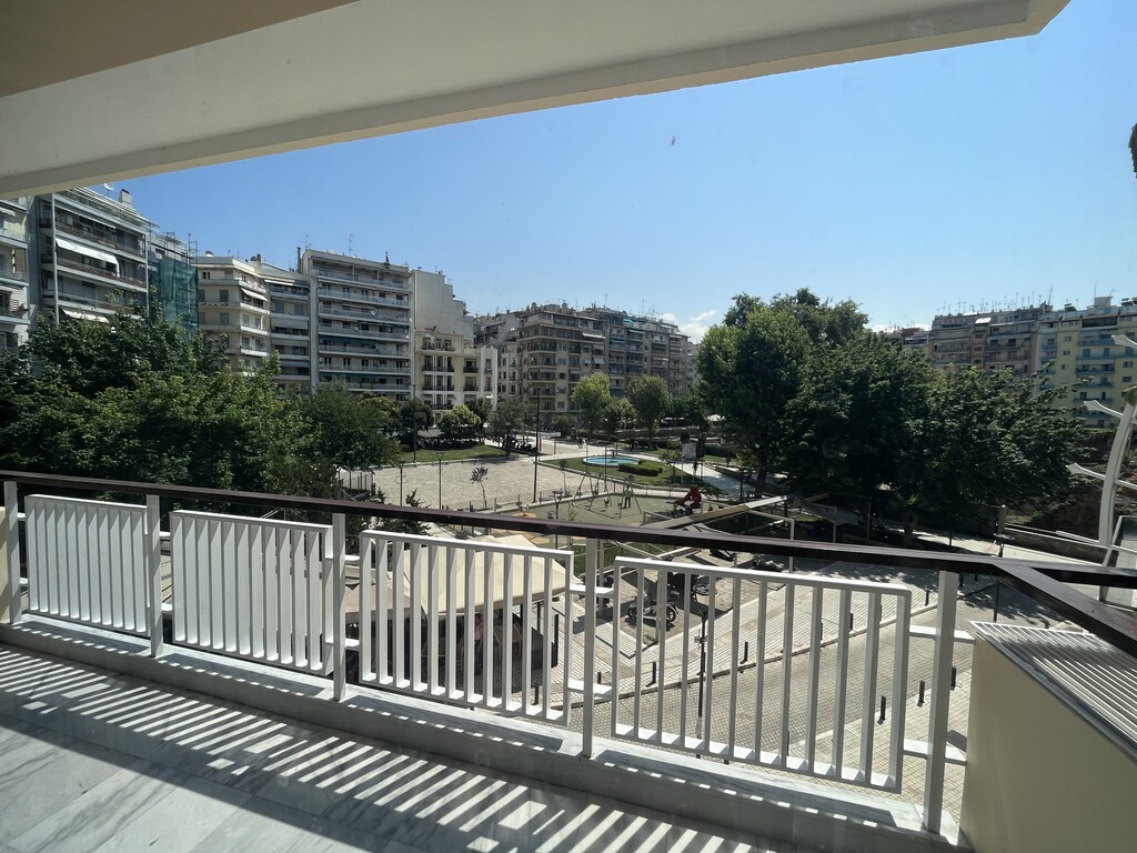 4 bedroom Flat in Center Of Thessaloniki, Thessaloniki – Municipality, Greece – 54841