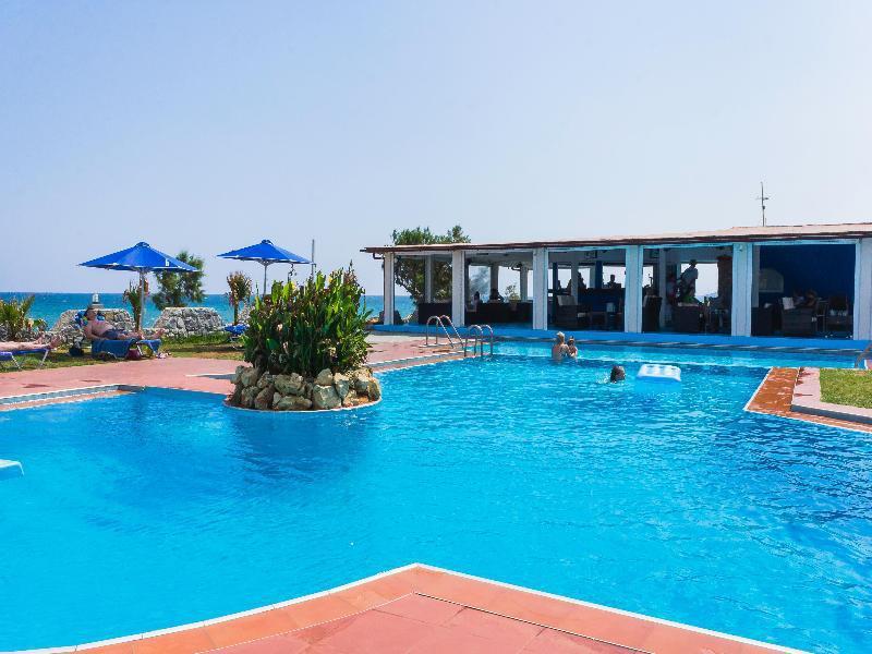 Hotel in Georgioupoli, Chania Prefecture, Greece – 54649
