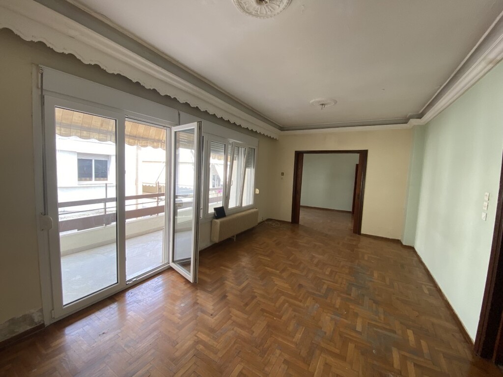 Building in Sikies, Thessaloniki – Suburbs, Greece – 54630