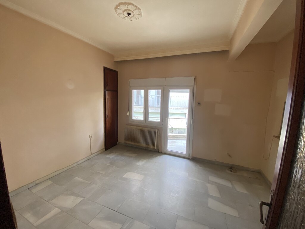 Building in Sikies, Thessaloniki – Suburbs, Greece – 54630