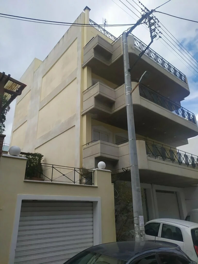 6 bedroom Building in Agios Dimitrios, Athens – South, Greece – 54626