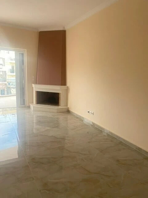 2 bedroom Flat in Keratsini, Piraeus Suburbs, Greece – 54377