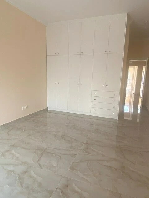 2 bedroom Flat in Keratsini, Piraeus Suburbs, Greece – 54377