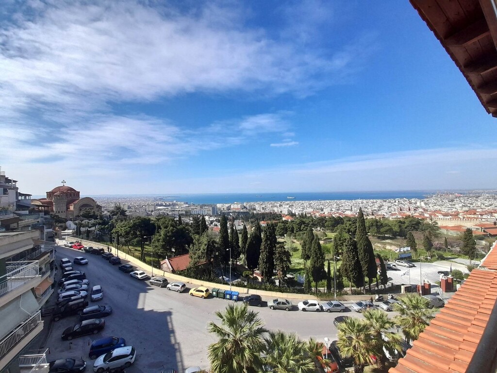 Flat in Neapoli, Thessaloniki – Suburbs, Greece – 53017