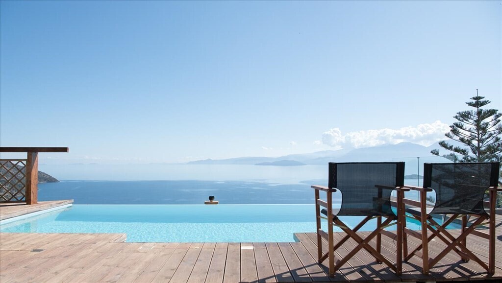 Villa in Agios Nikolaos, Lasithi Prefecture, Greece – 52429