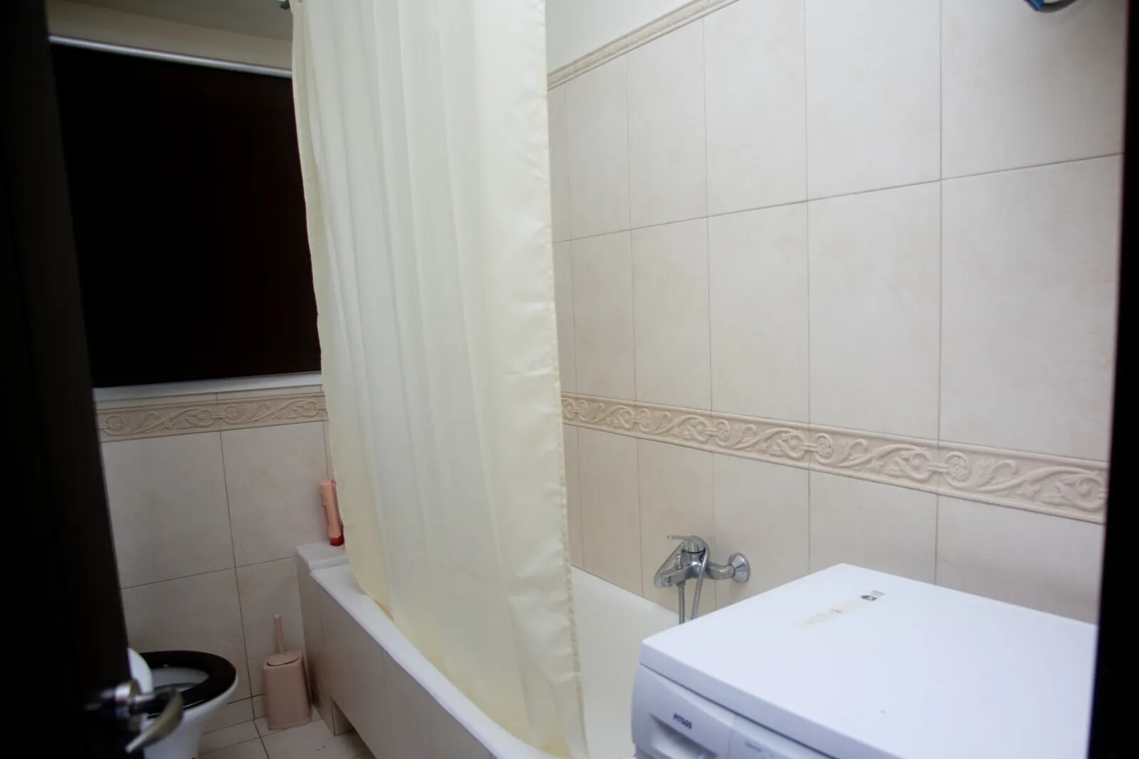 Building in Tamines, Evia, Greece – 51348