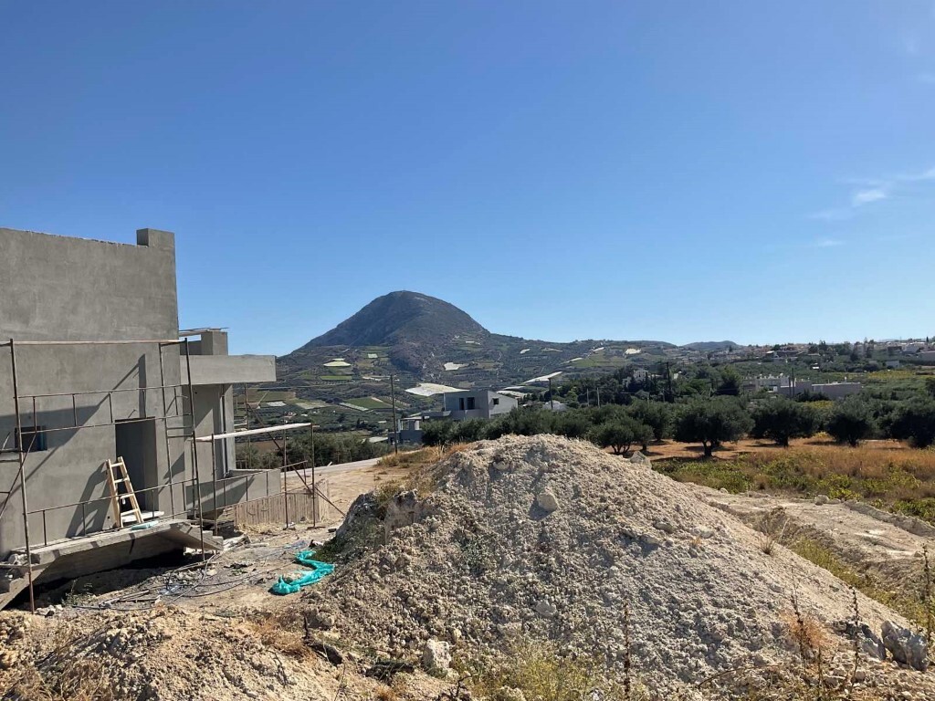 Land in Archanes, Heraklion Prefecture, Greece – 51207