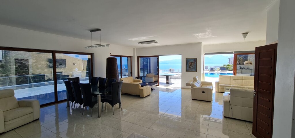 Villa in Agios Nikolaos, Lasithi Prefecture, Greece – 51148