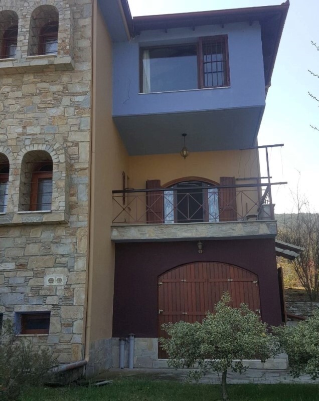6 bedroom Villa in Veroia, Imathia, Greece – 51109