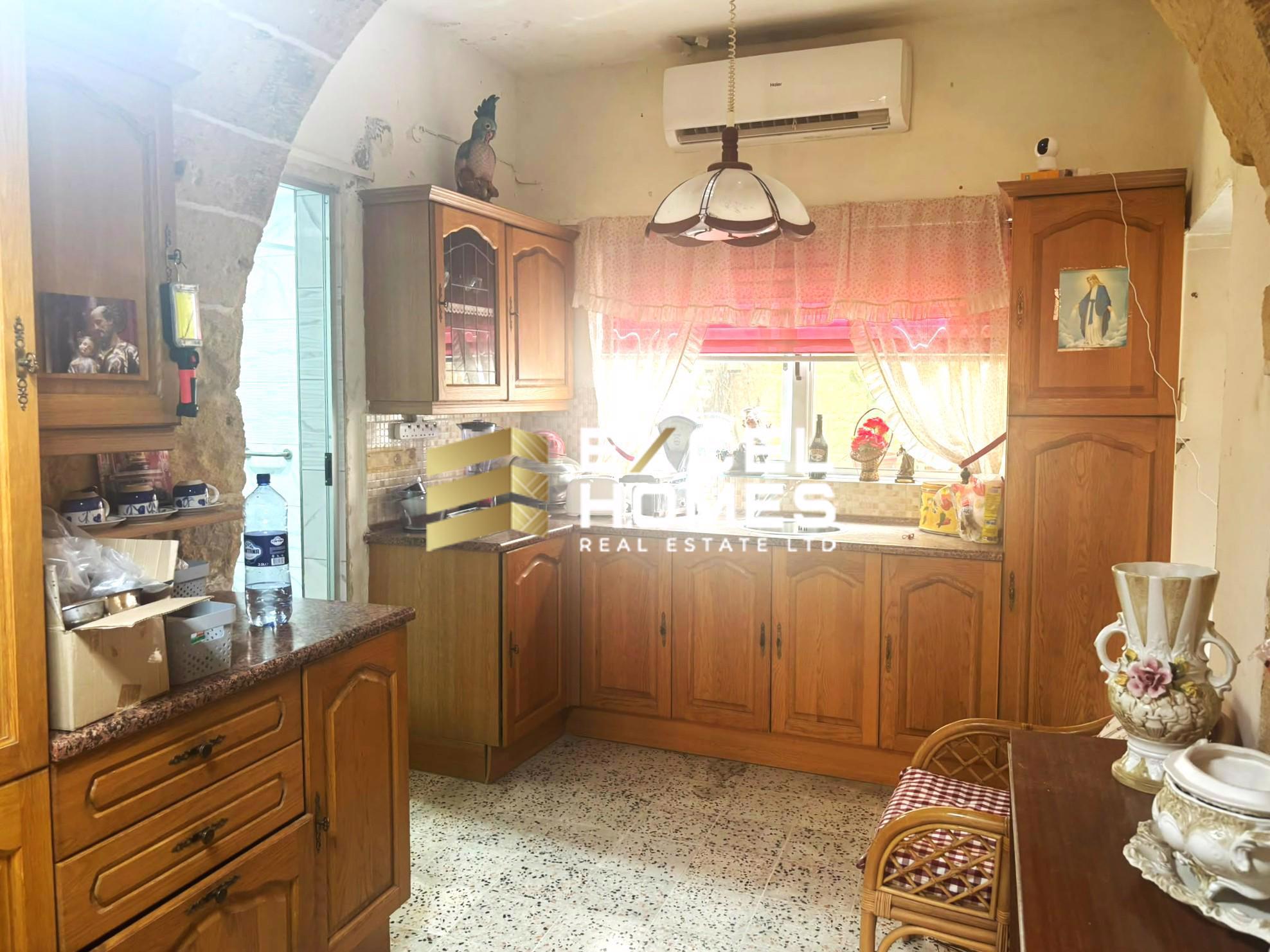 3 bedroom Townhouse in Zebbug, Malta – 69073