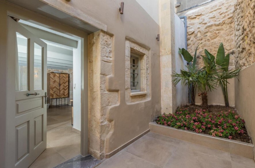 Business in Crete, Heraklion Prefecture, Greece – 50742