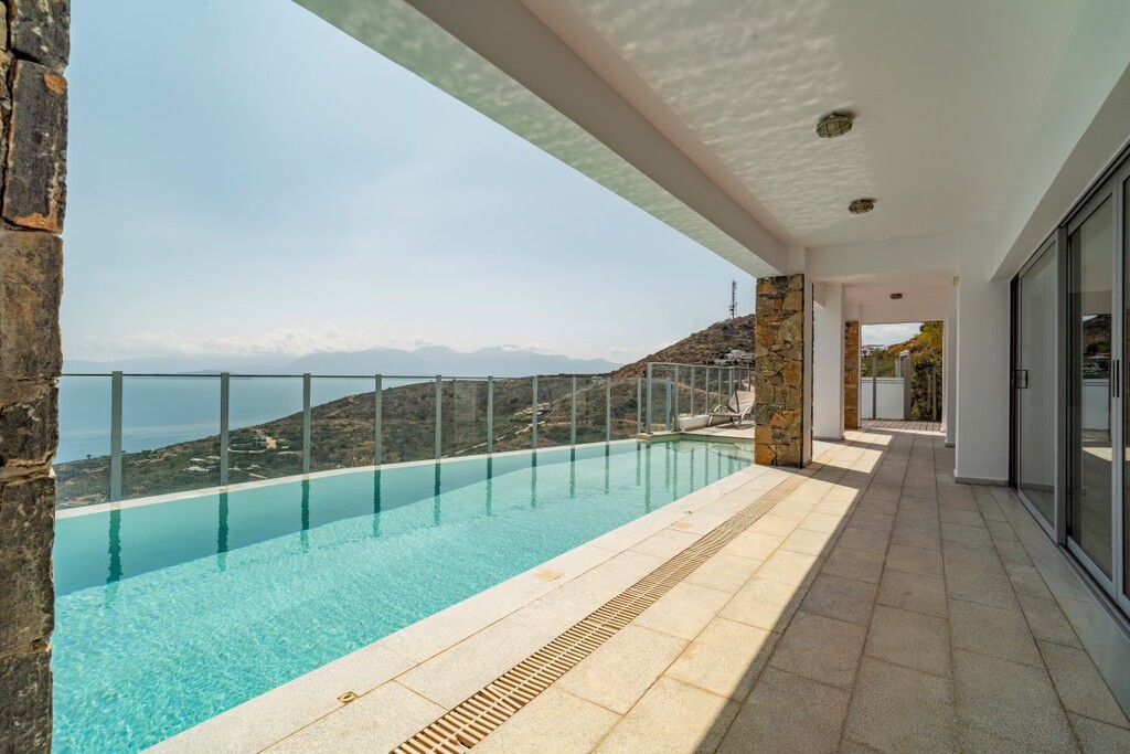 4 bedroom Villa in Agios Nikolaos, Lasithi Prefecture, Greece – 50227
