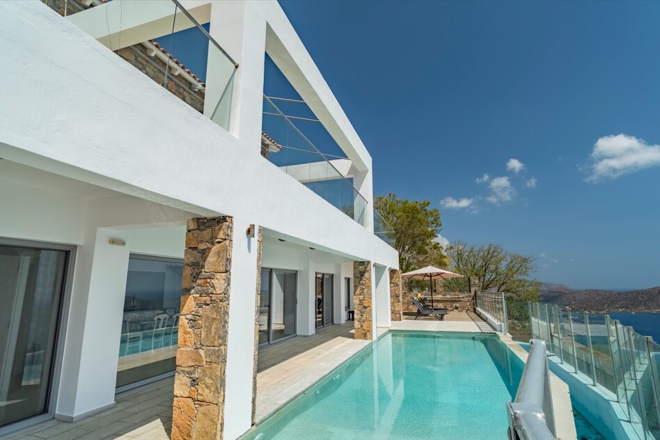 4 bedroom Villa in Agios Nikolaos, Lasithi Prefecture, Greece – 50227