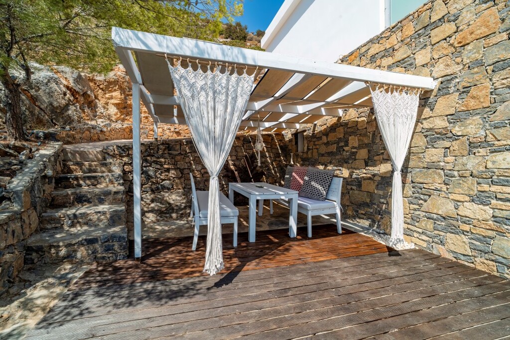 4 bedroom Villa in Agios Nikolaos, Lasithi Prefecture, Greece – 50227