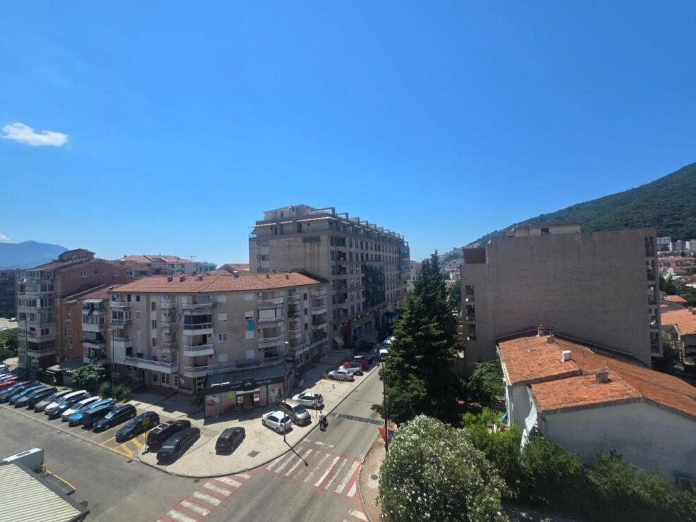 Spacious 3-Bedroom Family Duplex in Rozino — Located in the Flat Part of Budva