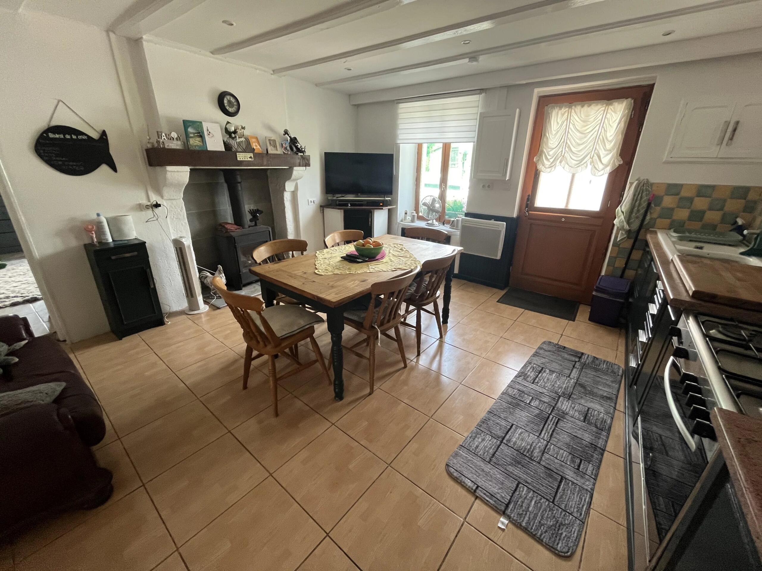 Perfect countryside family home on a large plot, Limousin – France – BVI86331