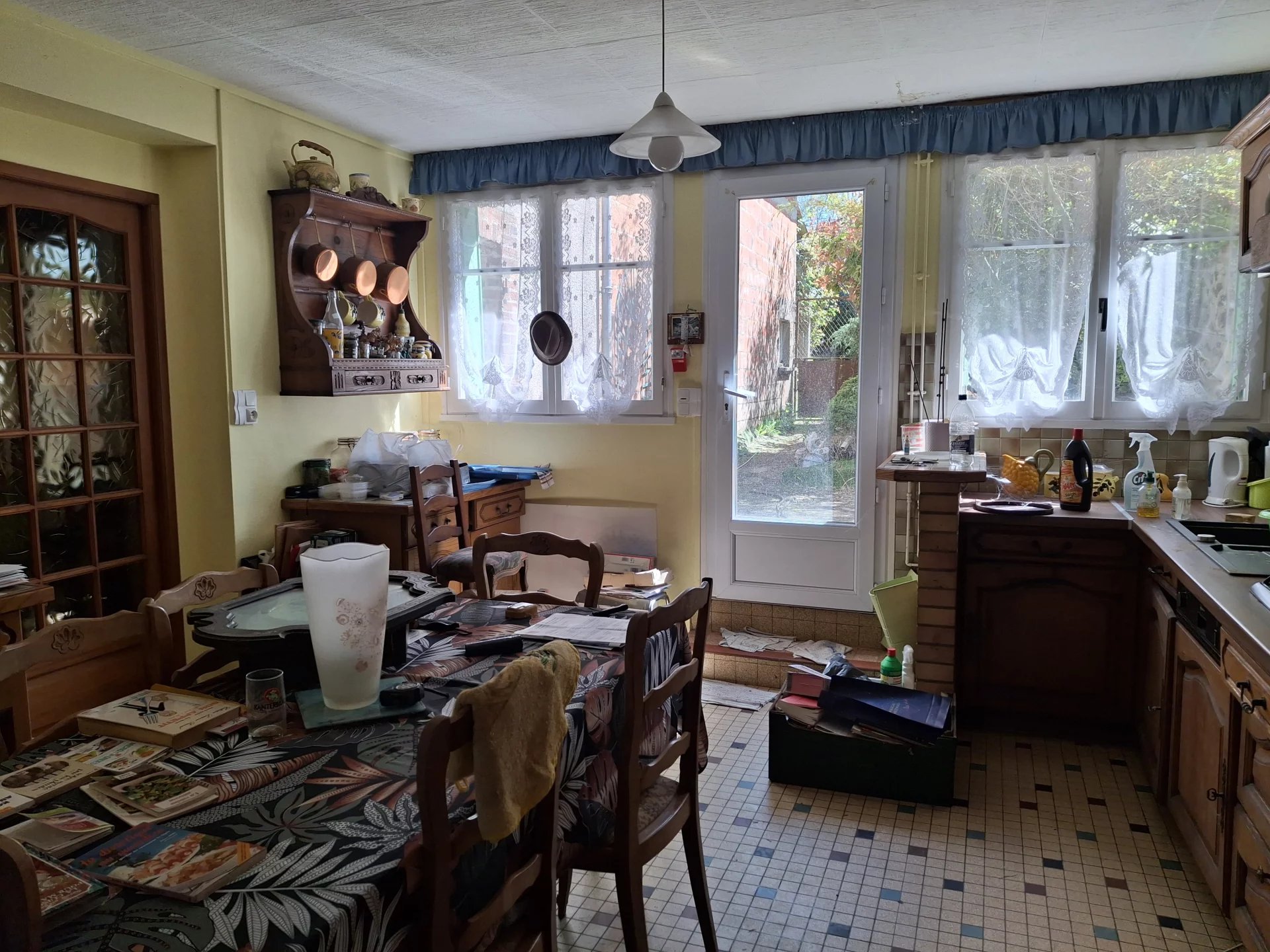 Large family home to modernise, barn , outbuildings and over 2 hectares of land, Limousin – France – BVI80433