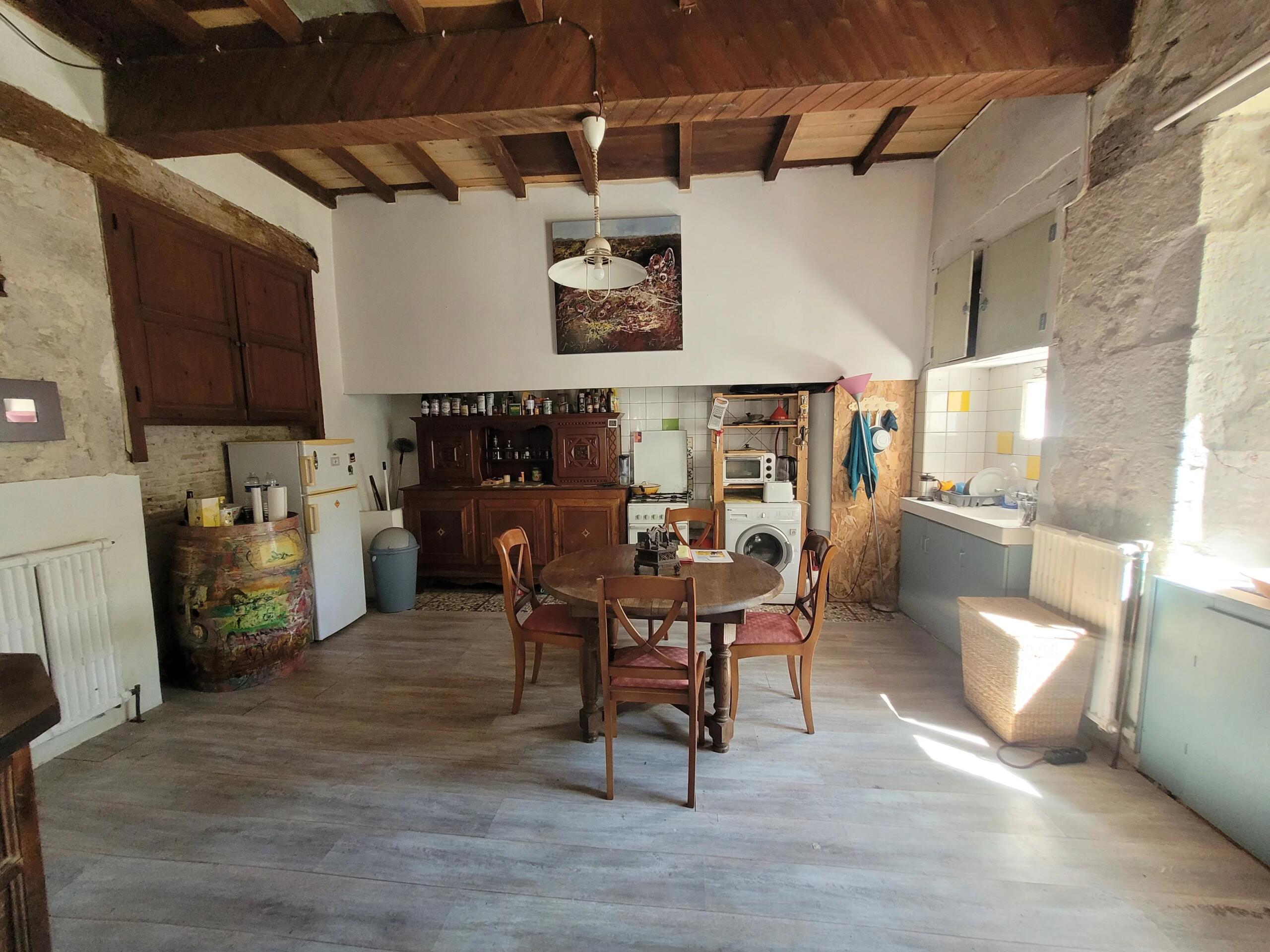 A stone property in a completely peaceful setting, Midi-Pyrénées – France – BVI86538