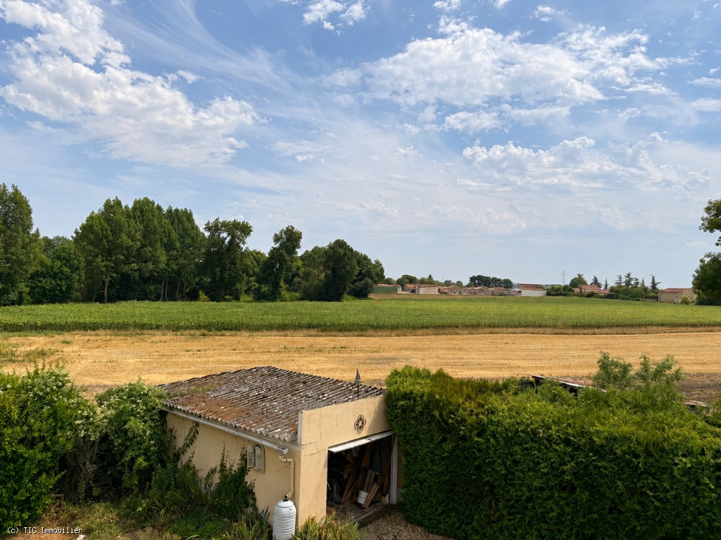 3 bedroom House in Aigre, France – r7546
