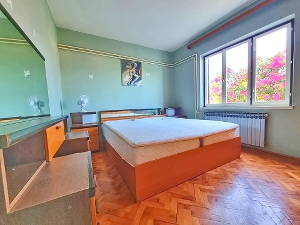 3 bedroom apartment in Dobrinj, Croatia – 103708